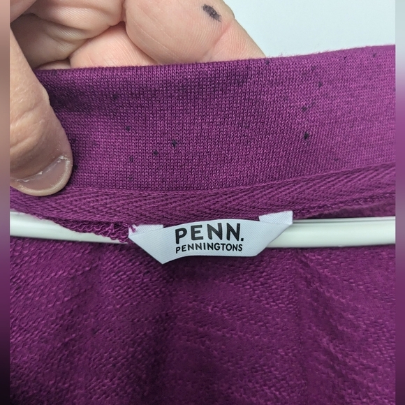 PENNINGTONS Plus Size Cardigan Size 2X Purple With Black Dots - Picture 5 of 9